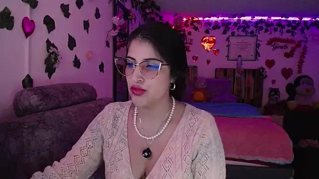 azahar__ziiz on StripChat 