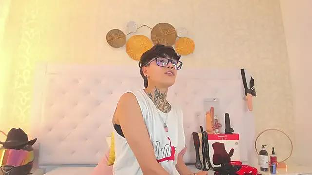 Freechat b3k_afrodict on StripChat