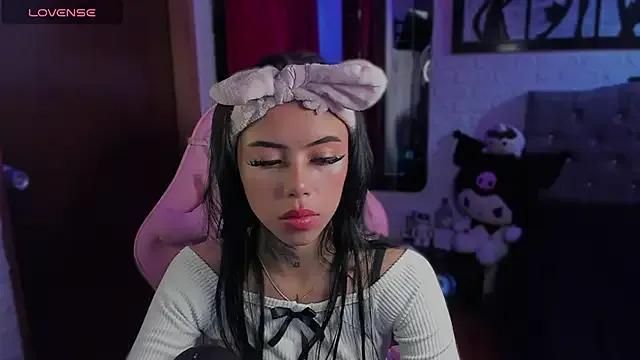 babee_04 — naked doggy