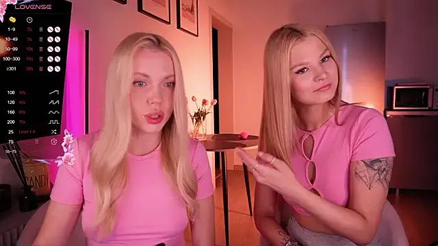 StripChat baby_bon is Freechat baby_bon — Sexy dance in lingirie