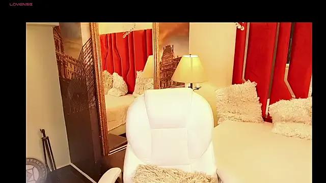 BabyAmatiis_ — playing with the dildo in the anus