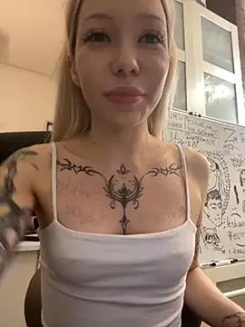 Freechat babydolll on StripChat