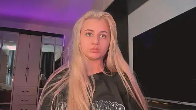 BarbaraSiren — completely undress