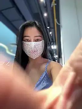 BEAUTIFUL_SOULS — Ride black dildo & Squirt at pulic Mall