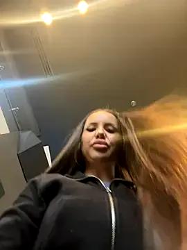 Freechat beautydiamond on StripChat