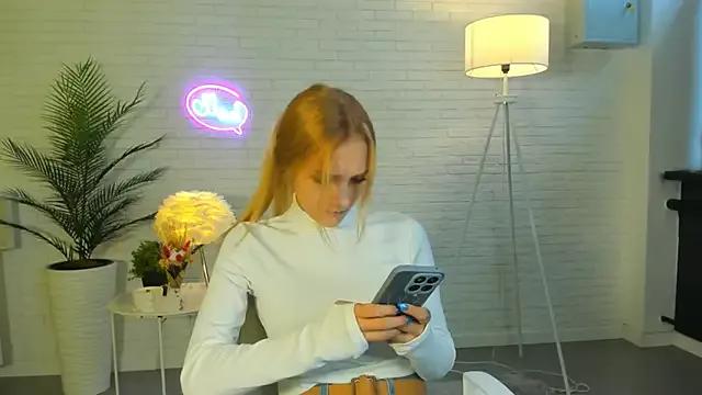 StripChat BeckieCrunkleton is Freechat BeckieCrunkleton — air kiss