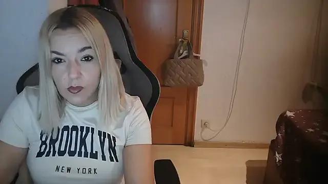 StripChat bekka__ is Freechat bekka__ — hasta donde eres capaz?