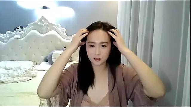 Freechat Belinda66 on StripChat