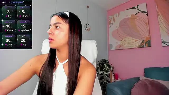 Freechat Bella_walker_ on StripChat