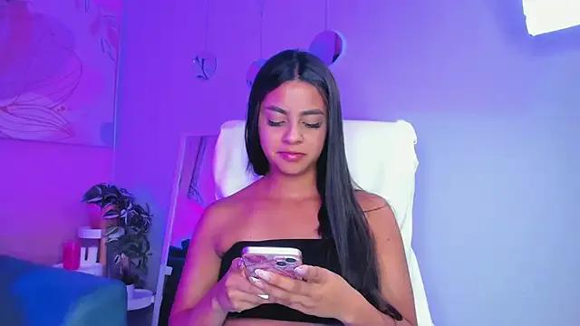 Freechat Bella_walker_ on StripChat