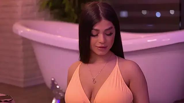 BellaNoirre — Make my pussy wet 