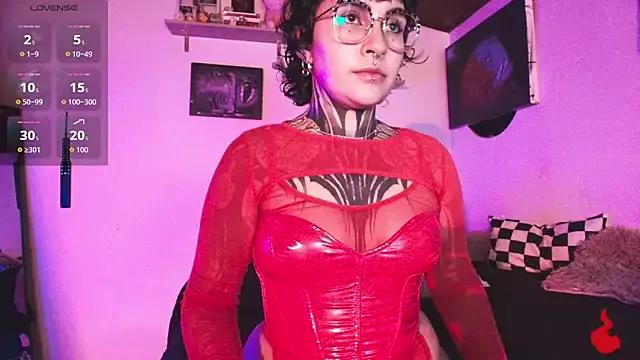 BellaVeil_ on StripChat 