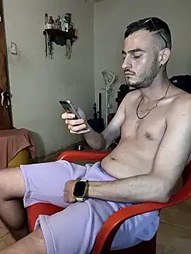 Freechat bigcockwhite777 on StripChat