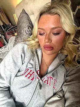 Freechat blissdimicco on StripChat