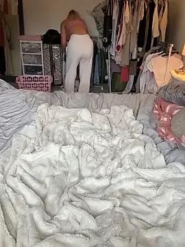 Freechat blissdimicco on StripChat