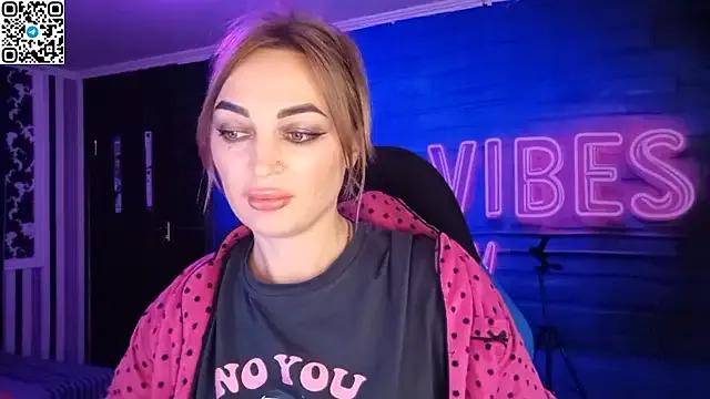 StripChat Blonde_Temptation is Freechat Blonde_Temptation — Slap my ass 5 times