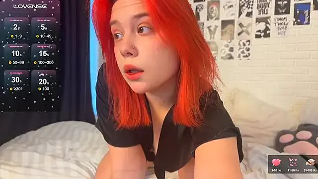 Bloom_Cherry — hand bra