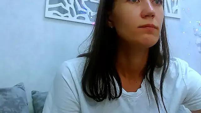 Freechat Bom_Mia_Bom on StripChat