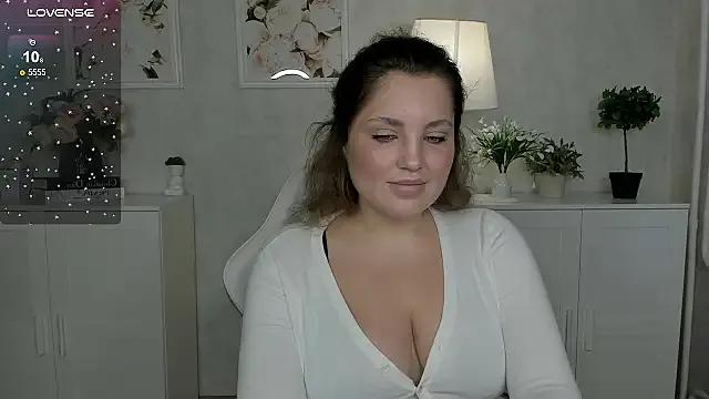 Bomb_ladyy —  blow job