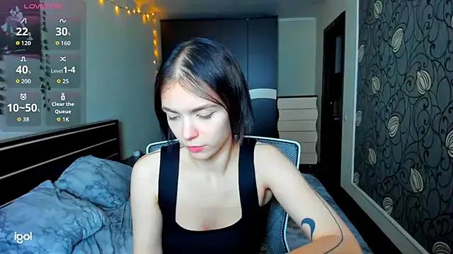 bonnybimi — Masturbate with domi