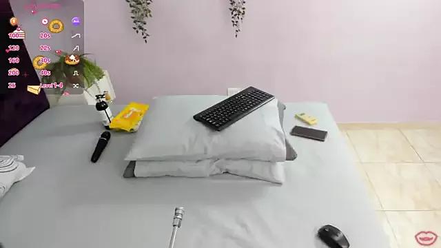 Freechat BrianaHazel on StripChat