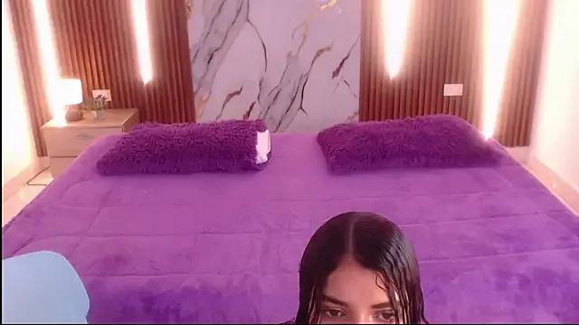 Freechat brithanny_03 on StripChat