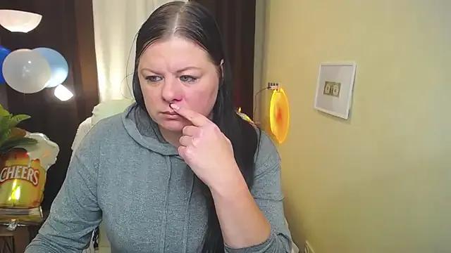 BritneyRaine — Topless