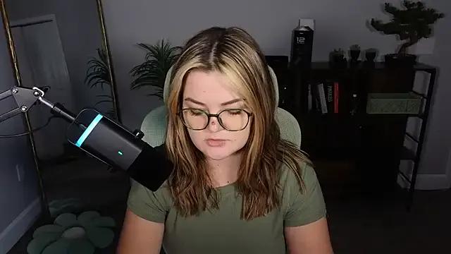 Brivana — Fully naked