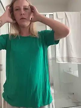 BrooklynJordan — Fuck my hubby in a ticket show