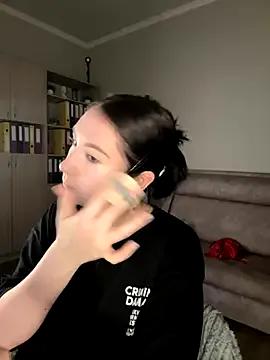 Busty_Lina — show pussy + 2 min of control)