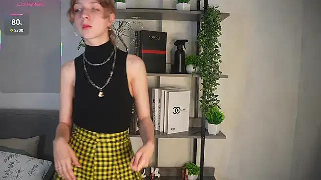 CameliaGlaue — flash my pretty tits