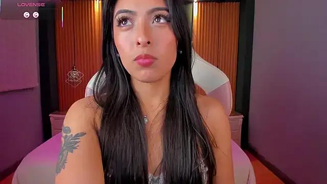Camila_dupont — RIDE DILDO + CONTROL LUSH 10 MIN