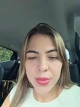 camila_vanucci- — squirt show in the car