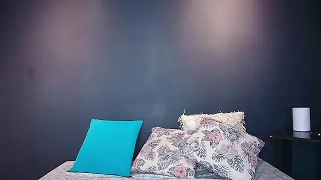 CamilaaSaenz — Show pussy close up