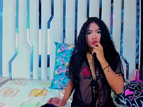 camilaqueenh — show tits