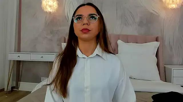 Freechat CamillaLarson on StripChat