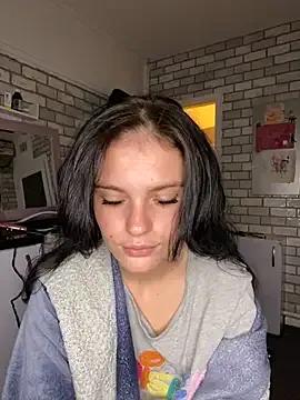 Freechat Camwithchlox on StripChat