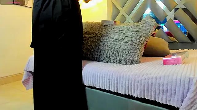 Candy_Hott7 — Spank ass 
