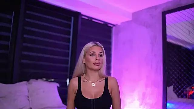 Freechat Candy_Ivy on StripChat