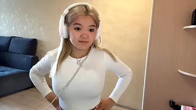 CarolannSide — ICE KISS