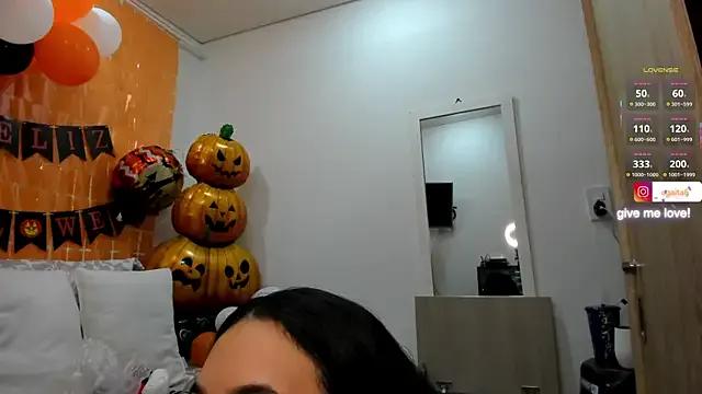 Freechat carolgaita on StripChat