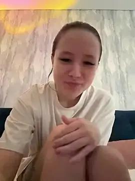 Freechat CarolineTenders on StripChat