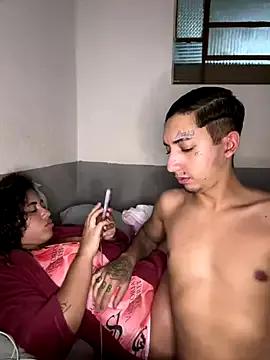 CasalMaldoso01 — Tirar roupa