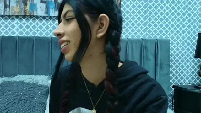 Freechat Cassie_bloom on StripChat