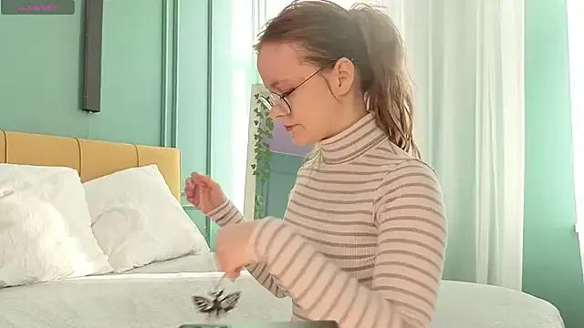 Freechat CassieCool on StripChat