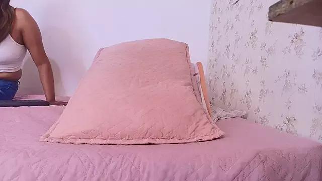 Freechat cataleya_ebony_ on StripChat