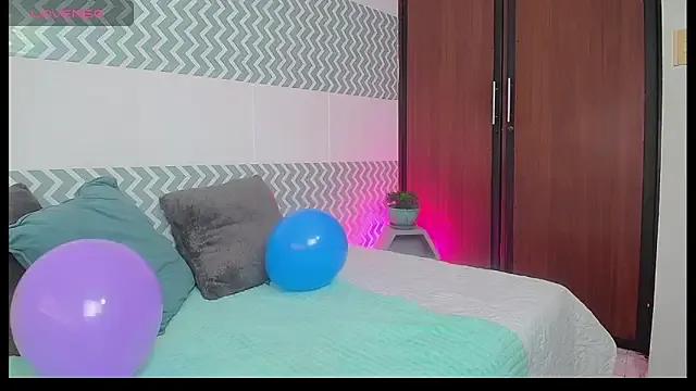 CataleyaWilson369 — Show Boobs