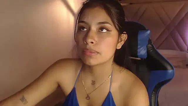 Freechat ChantalPetit on StripChat