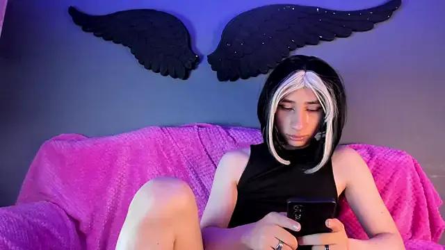 StripChat Charlottee_slave is Freechat Charlottee_slave — SQUEEZE MY ASS + 5 SPANKS