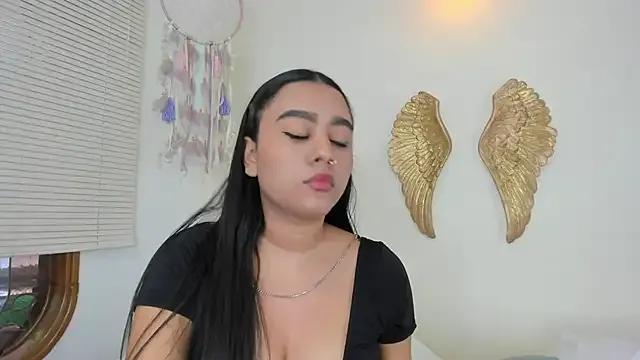 CharlottePetitte — Sexy dance with no bra